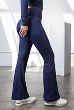 Cargar imagen en el visor de la galería, Andrea Leggings
