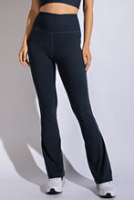 Cargar imagen en el visor de la galería, Andrea Leggings
