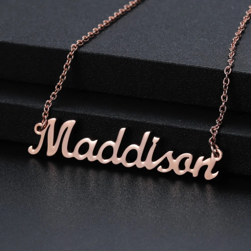 Custom Name Necklace Style ER143