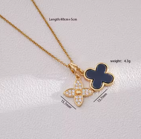 Elegant Clover Leaf Necklace Style CR01