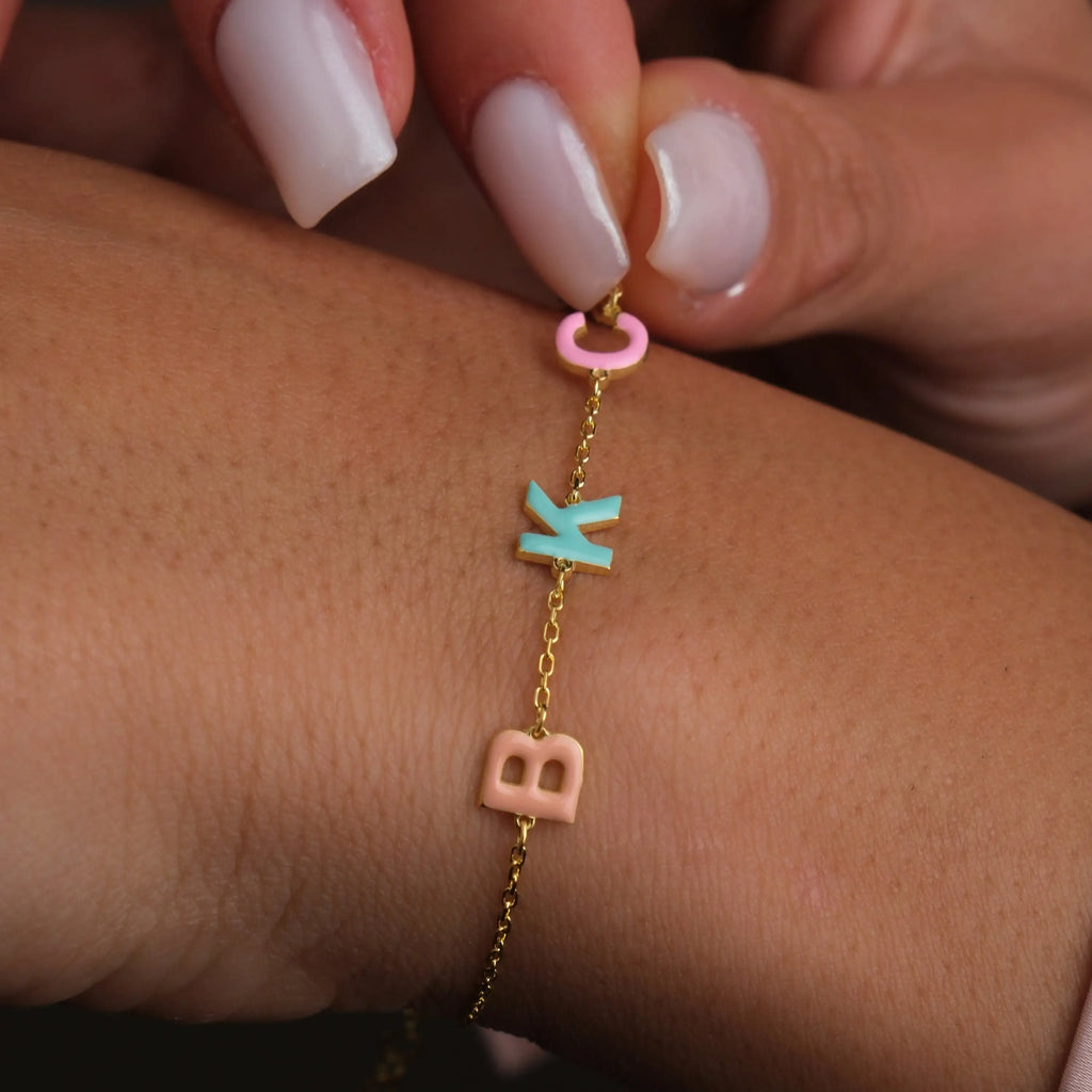 Custom Name Bracelet Style ER1