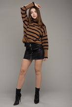 Cargar imagen en el visor de la galería, Hannah Top
