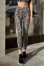 Load image into Gallery viewer, Raquel Leggings
