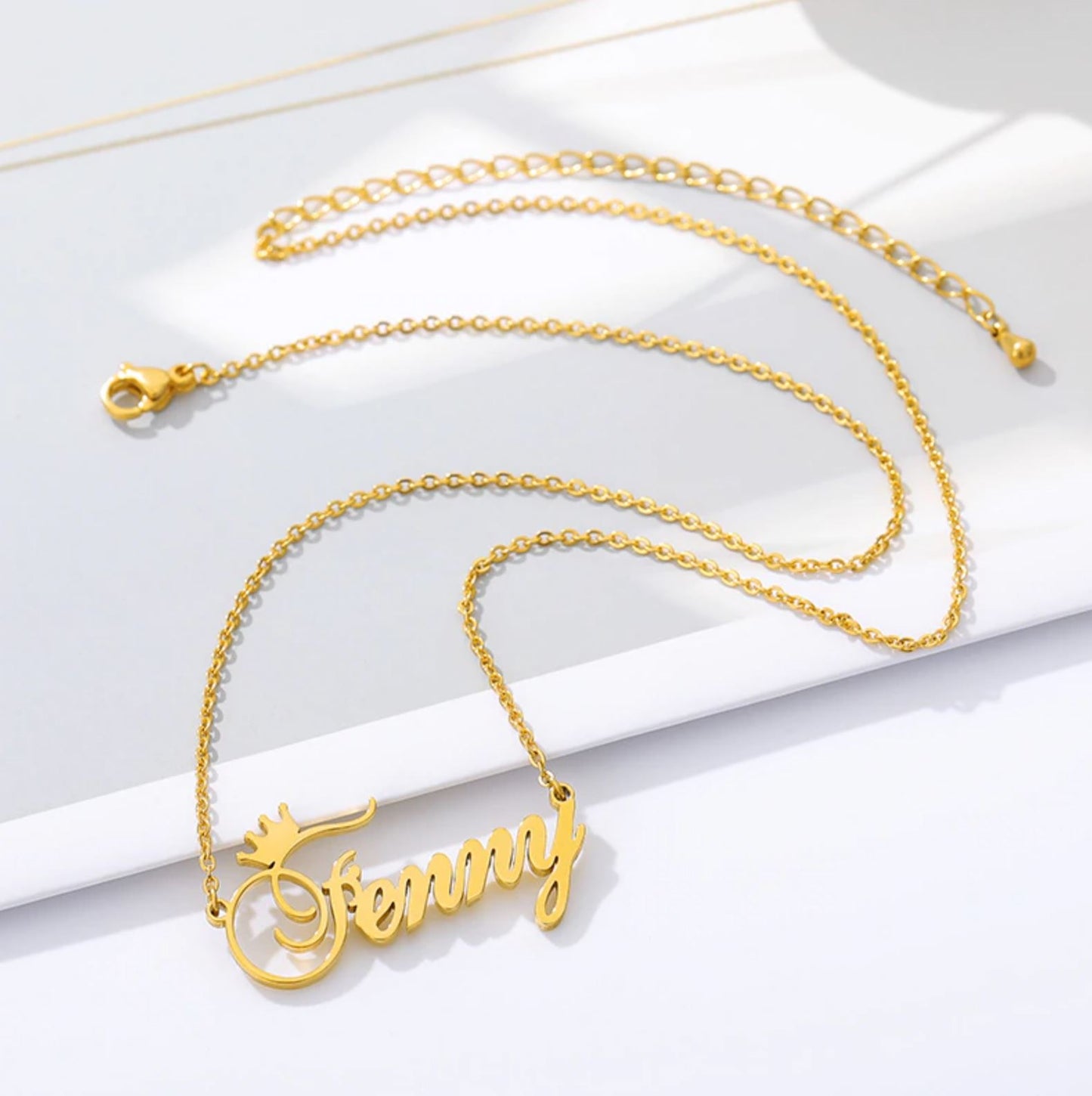 Custom Crown Name Necklace Style ER33