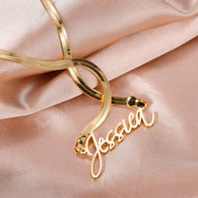 Cargar imagen en el visor de la galería, Custom Name Necklace Style ER67
