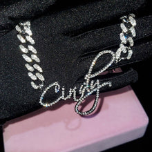 Load image into Gallery viewer, Custom Name Necklace Style ER85
