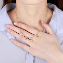 Load image into Gallery viewer, Custom Name Necklace Style ER68
