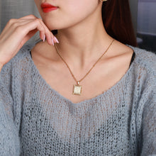 Load image into Gallery viewer, Custom Initial Necklace Style ER83
