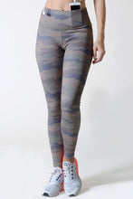 Load image into Gallery viewer, Eve Fitness Leggings - Camouflage
