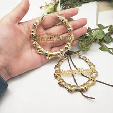 Cargar imagen en el visor de la galería, Custom Name Bamboo Hoop Earring Style ER52
