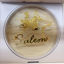 Cargar imagen en el visor de la galería, Custom Name Bling Necklace Style ER27
