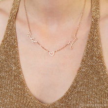 Load image into Gallery viewer, Custom Name Necklace Style ER40
