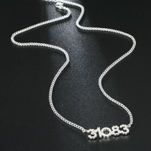 Load image into Gallery viewer, Custom Name Necklace Style ER31
