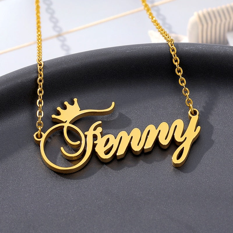 Custom Crown Name Necklace Style ER33