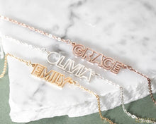 Load image into Gallery viewer, Custom Name Necklace Style ER37
